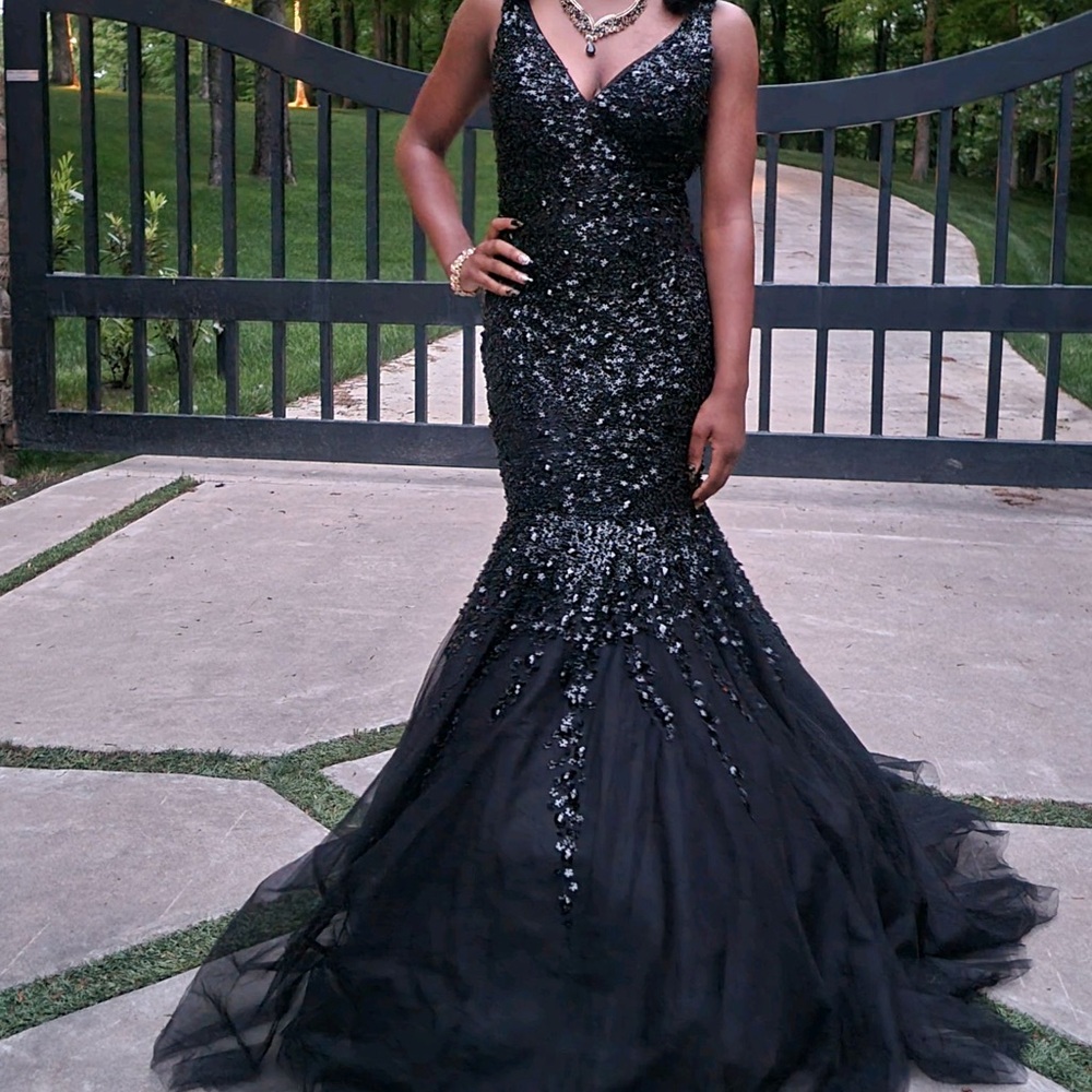 Dillards: Black sequence prom dress
Size: Small
Color: Black - Picture 2 of 3